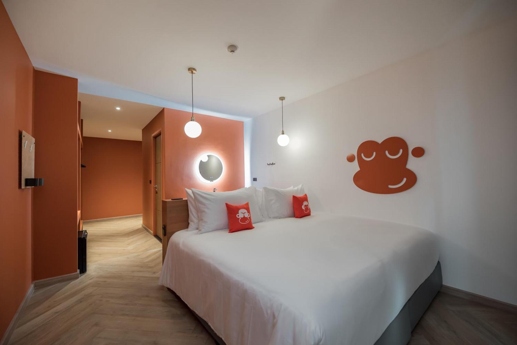 Blu Monkey Hub And Hotel Bangsaen Екстериор снимка
